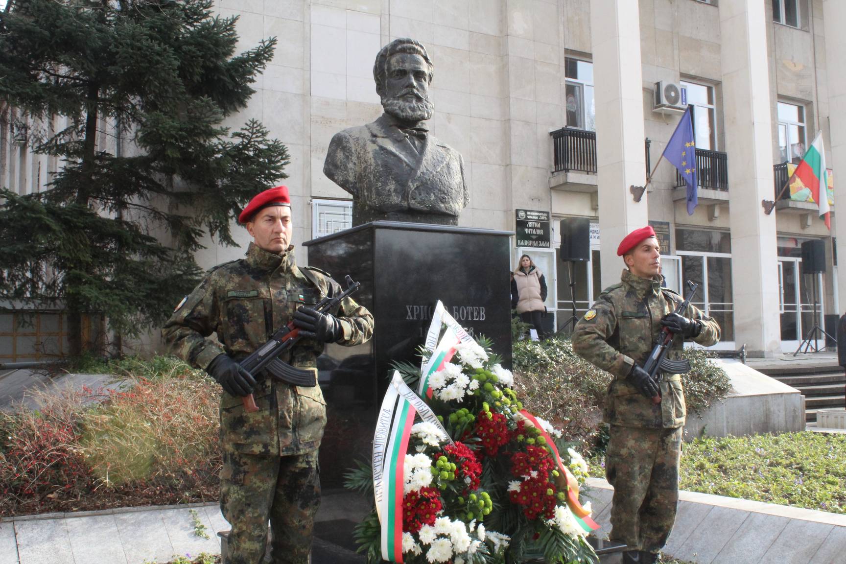 Паметник на Христо Ботев в Хасково